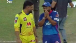 IPL 2021: MS Dhoni-Rishabh Pant's Bromance Ahead of DC vs CSK in Dubai Goes Viral | WATCH VIDEO